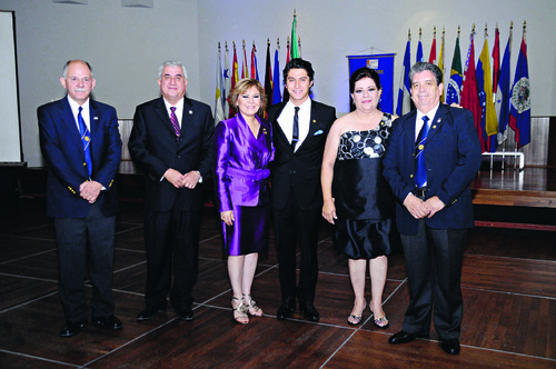 Entrega de reconocimientos del Club Rotario