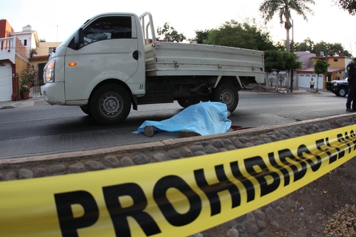 Violencia. Dos personas fueron asesinadas en distintos hechos en el sector El Ranchito y bulevar Félix Castro en Culiacán, Sinaloa.