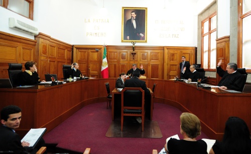 Esiquio Martínez Fernández en un sólo día realizó un depósito por 54 millones de pesos en su cuenta bancaria. El Consejo de la Judicatura Federal lo denunció.