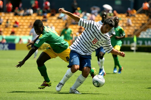 La selección de Francia dejó ir el liderato del Grupo B en la Copa del Mundo Sub-17 México 2011, al empatar a un gol contra su similar de Jamaica.