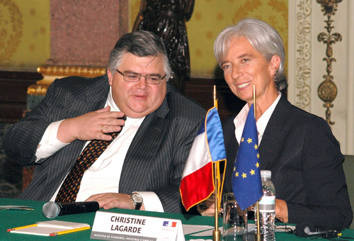 Gana Lagarde.  Lagarde, nueva directora del Fondo Monterario Internacional  junto a Carstens, gobernador del Banxico. 