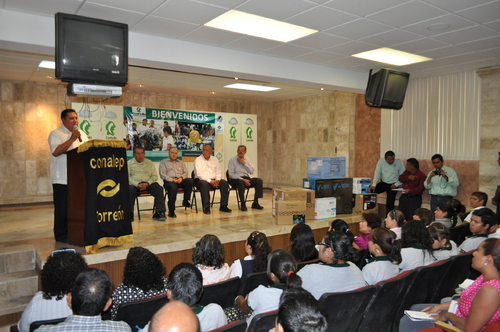 Inauguración. El Conalep de Torreón cuenta con una nueva aula magna que contribuirá a mejorar la educación.