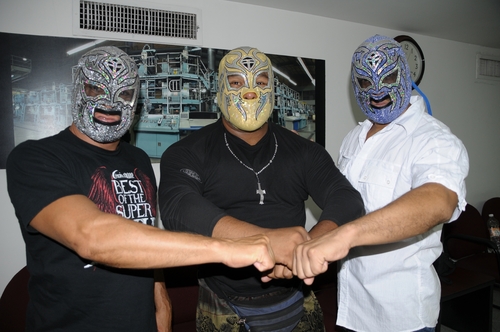 Brillante, Diamante y Zafiro, tres estelares del pancracio lagunero quien hoy estarán juntos sobre el ring del Gimnasio Luis L. Vargas de Gómez Palacio, Dgo. 