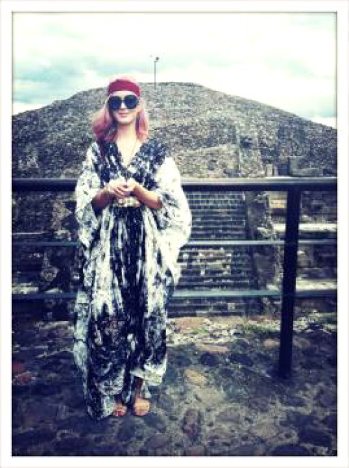 Katy Perry publicó algunas fotografías en Twitter de su visita a las piramides. (Twitter) 