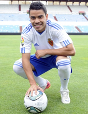 El mexicano de 24 años de edad llegó en agosto pasado al club maño por petición de Javier Aguirre. (Archivo) 