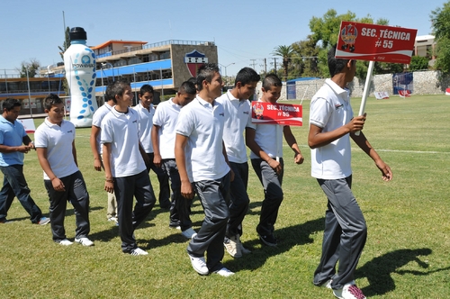 Con una gran participación de equipos juveniles de la Comarca Lagunera de Durango, arrancó la Copa Coca Cola de Futbol 2011 Continúa Copa Coca Cola 2011 en Gómez Palacio