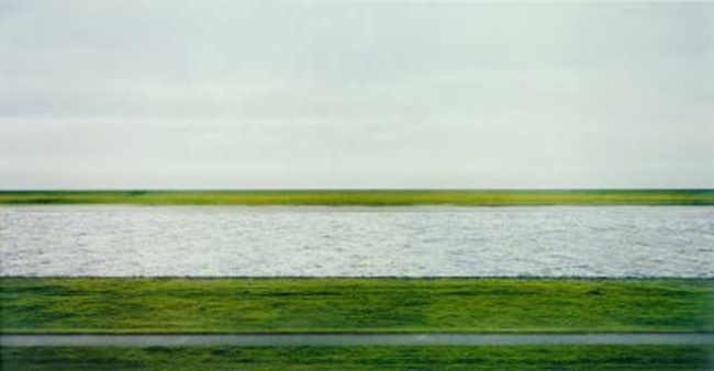 Pagan 4.3 millones de dólares por la panorámica del río Rin tomada en 1999. La venta supera a 'Untitled', de Cindy Sherman.