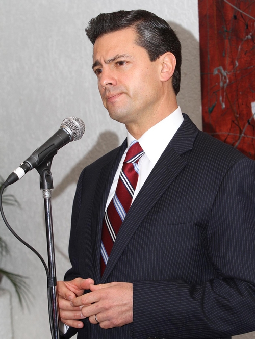 Ya lo traen. Enrique Peña Nieto, candidato del PRI a la presidencia de la República.