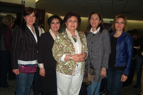 Liliana, Mony, Ángeles, Adriana y Alejandra. 