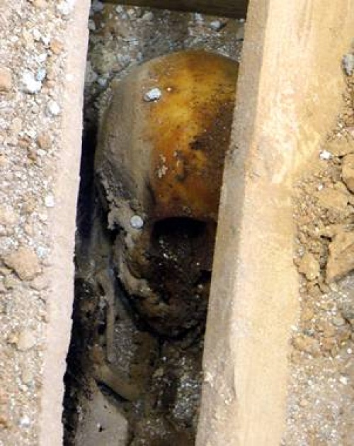 Restos de 25 infantes, fueron encontrados durante los trabajos de restitución y nivelación del piso del Templo de Nuestra Señora de Guadalupe en Sombrerete.