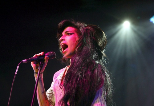 Gana Amy Winehouse grammy por mejor dueto