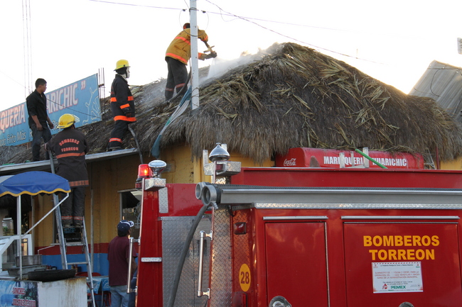 Se Incendia Comercio Por Un Corto Circuito | El Siglo De Torreón