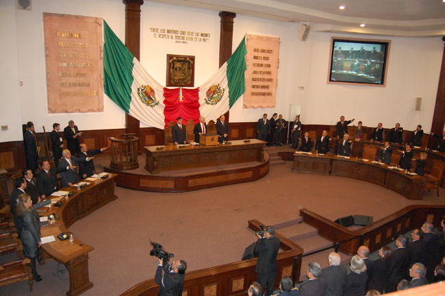 Información. Presentan al Congreso un punto de acuerdo para solicitar a la PGR información sobre la deuda de Coahuila.