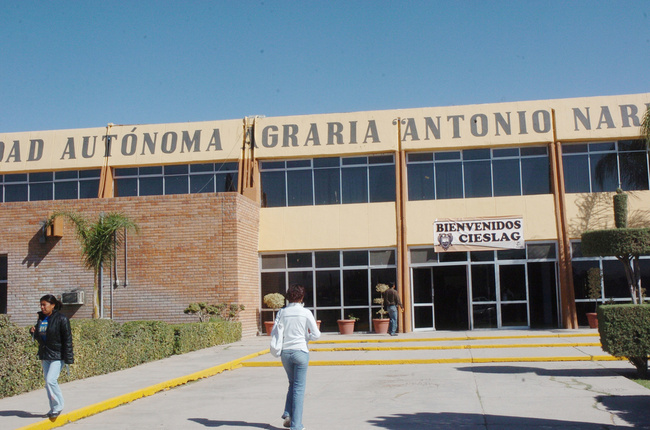 Clases. Después de un mes de huelga, los alumnos de la Narro regresarán a clases hasta después de Semana Santa.