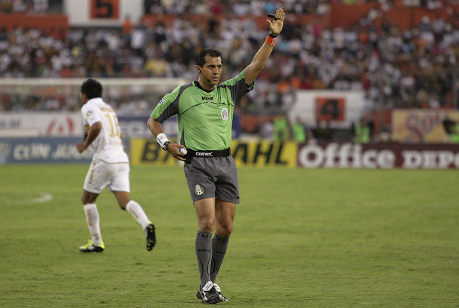 Erim Ramírez Ulloa fue designado para dirigirle su partido de la fecha 15 del Torneo Clausura 2012 a Estudiantes Tecos. Erim Ramírez le pitará a Tecos y Roberto García a Rojinegros