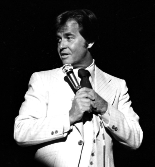 El icono de la televisión estadounidense Dick Clark falleció hoy víctima de un infarto masivo. (EFE)