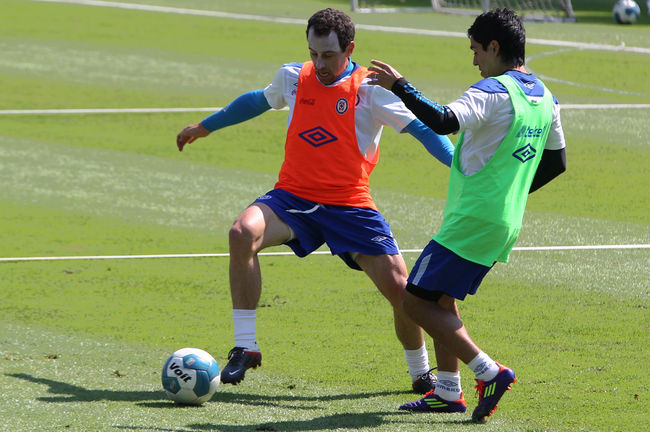 Gerardo Torrado jugará un partido a beneficio de la fundación Leo Messi. Ochoa y Torrado jugarán con Messi