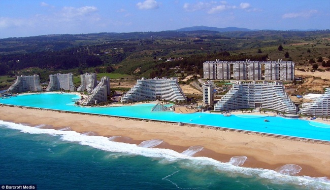 La alberca del San Alfonso del Mar Resort. 