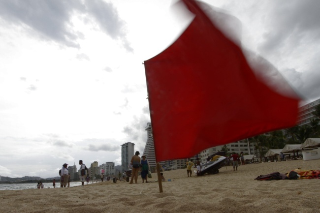 Permanece la zona de alerta desde Punta Maldonado, Oaxaca, hasta Acapulco.