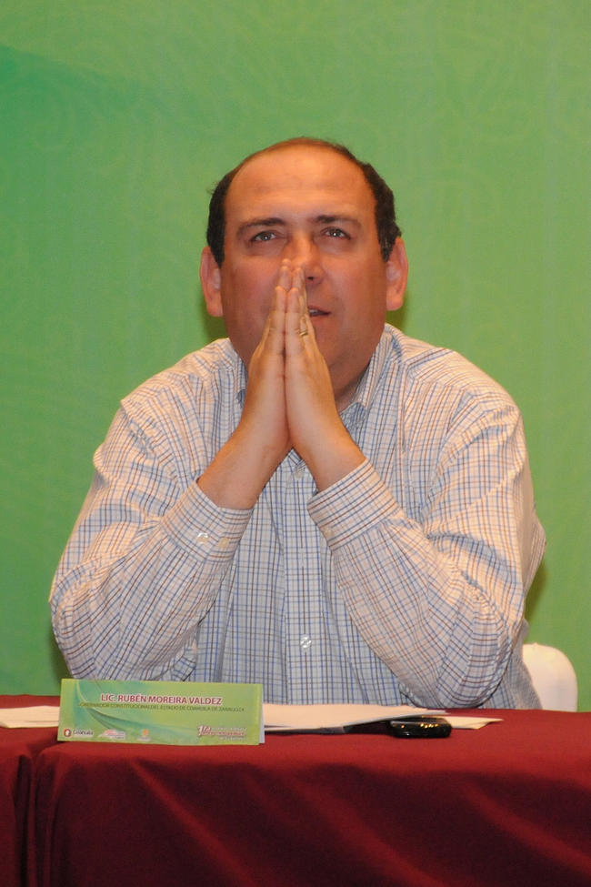El gobernador coahuilense dijo que las declaraciones de Raúl Vera son falsas, y calificó como una ofensa grave para el equipo de trabajo del próximo gobierno federal.