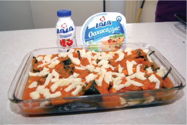 Chiles rellenos con Queso Oaxaca Lala Light