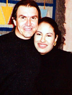  La hermana de Yolanda Saldívar destapó varios secretos de la cantante entre ellos que tenía un amante, el doctor Ricardo Martínez, con quien pretendía fugarse a Brasil. (Imagen tomada de Internet)