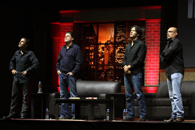 Presentación. Raúl Araiza, Jorge Van Rankin, Leonardo de Lozanne y Mauricio Castillo, durante la primera función de la gira 2012.