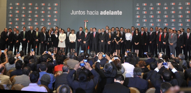 Confirma Presidencia encuentro Calderón-Peña Nieto