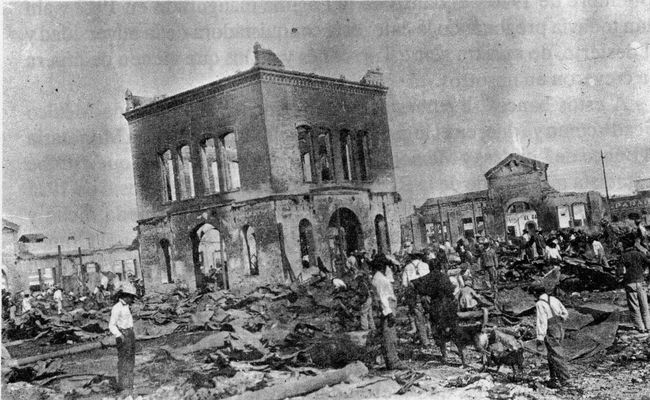 Destrucción. En 1929 ocurrió un incendio en el mercado Juárez, dos años después se reconstruyó.