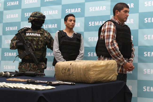 La Secretaría de Marina presentó este jueves a Velázquez Caballero presunto número tres de la organización criminal 'Los Zetas'. (Notimex)