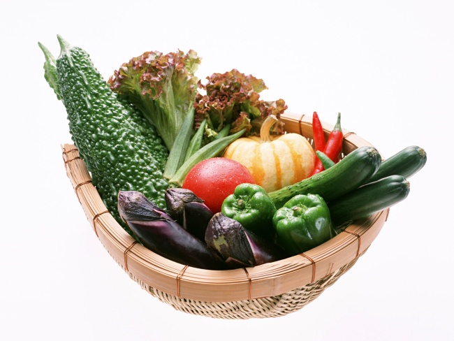 Entre los alimentos que pueden consumir los diabéticos se encuentran las verduras y hortalizas, la carne y el pescado, la calabaza, los espárragos, el tomate, los berros, las espinacas y las acelgas, además de gran variedad de frutas. INTERNET