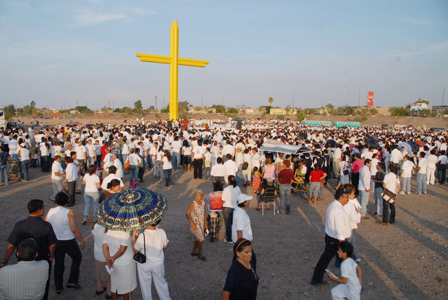 Mega oración. Se espera la participación de más de 200 iglesias cristianas y la congregación de más de 12 mil personas.