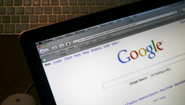 En 2010 se acordó que el buscador mostraría solo una línea de cada nota para atraer la curiosidad del lector y llevarlo después a la publicación original; la ANJ argumenta que el esquema del gigante de internet no ayuda a aumentar la audiencia.