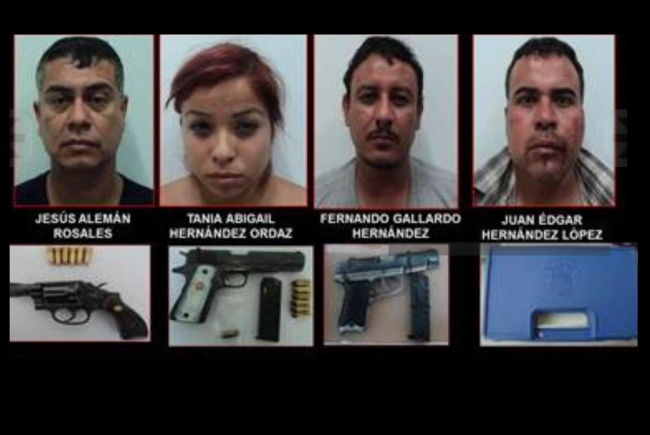 Agentes de la Policía Federal detuvieron en Torreón a tres sujetos y una mujer, integrantes de una banda de plagiarios que operaban en esta ciudad y Gómez Palacio.