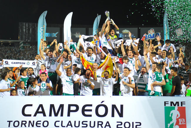 El pasado 20 de mayo, Santos Laguna levantó su cuarto trofeo de campeón del futbol mexicano ante Rayados de Monterrey, en la final del Clausura 2012. 