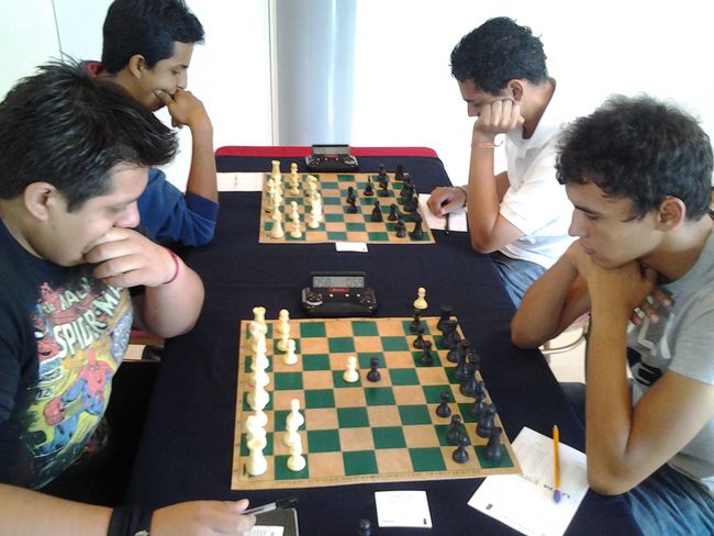 Ayer concluyó el Campeonato Regional de Ajedrez de la Universiada. Carmen Pérez gana regional de ajedrez