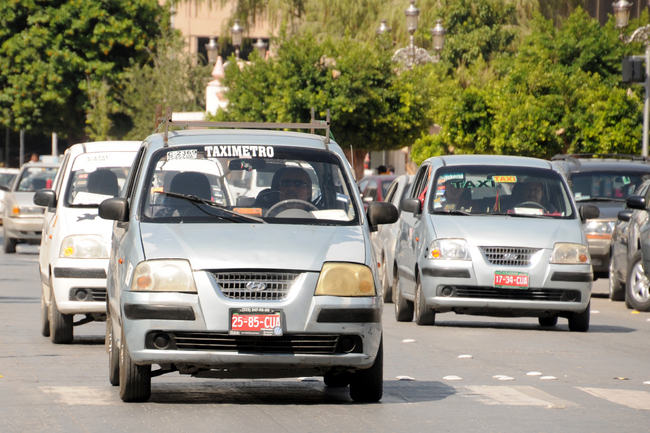 En renta 70 por ciento de los taxis de Torreón