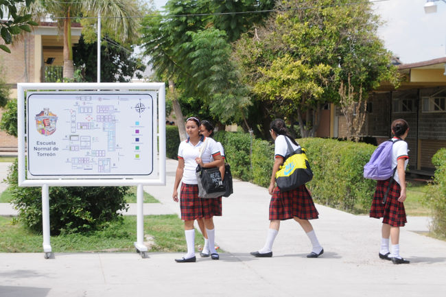 Clases. Para este miércoles, los maestros planean tomar todas las instalaciones de la Normal de Torreón.