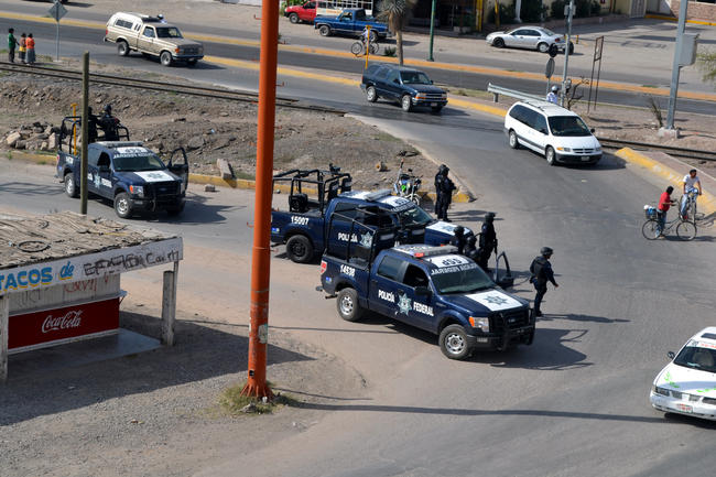 Elementos de la Policía Federal en la Comarca Lagunera fueron atacados y uno de los elementos murió, según informa la Fiscalía General del Estado.  (El Siglo de Torreón)
