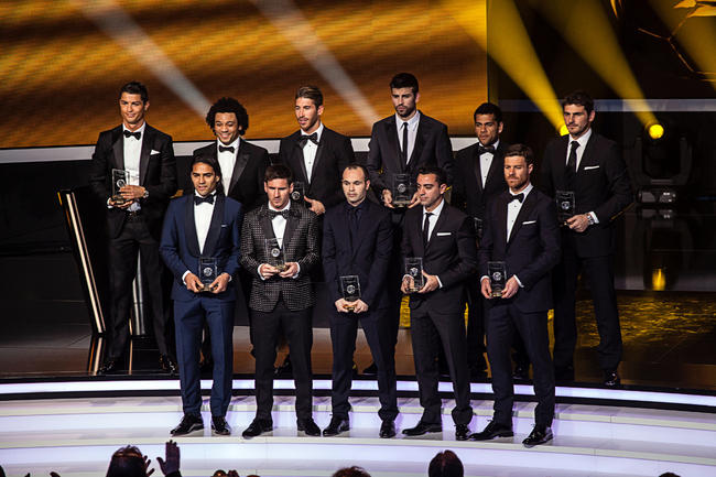 Se dio a conocer a los mejores once jugadores del 2012 en la gala del Balón de Oro. (EFE)