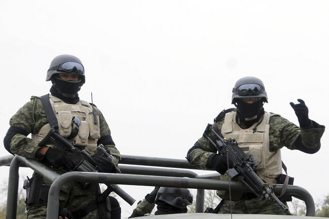 Detención. Los militares frustraron uno de los cinco asaltos a bancos en Gómez Palacio.