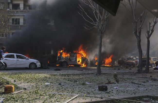 Silencio. Incendios y destrucción de ciudades completas ha dejado la lucha entre rebeldes sirios y el gobierno.