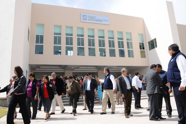 Inauguración. En Ciudad Universitaria se inauguró la Escuela de Sistemas, en beneficio de 440 estudiantes.