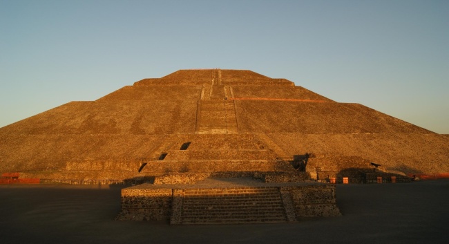 Hasta el momento no existen datos arqueológicos que sustenten de forma fehaciente la vinculación de los edificios teotihuacanos con los equinoccios de primavera. ARCHIVO