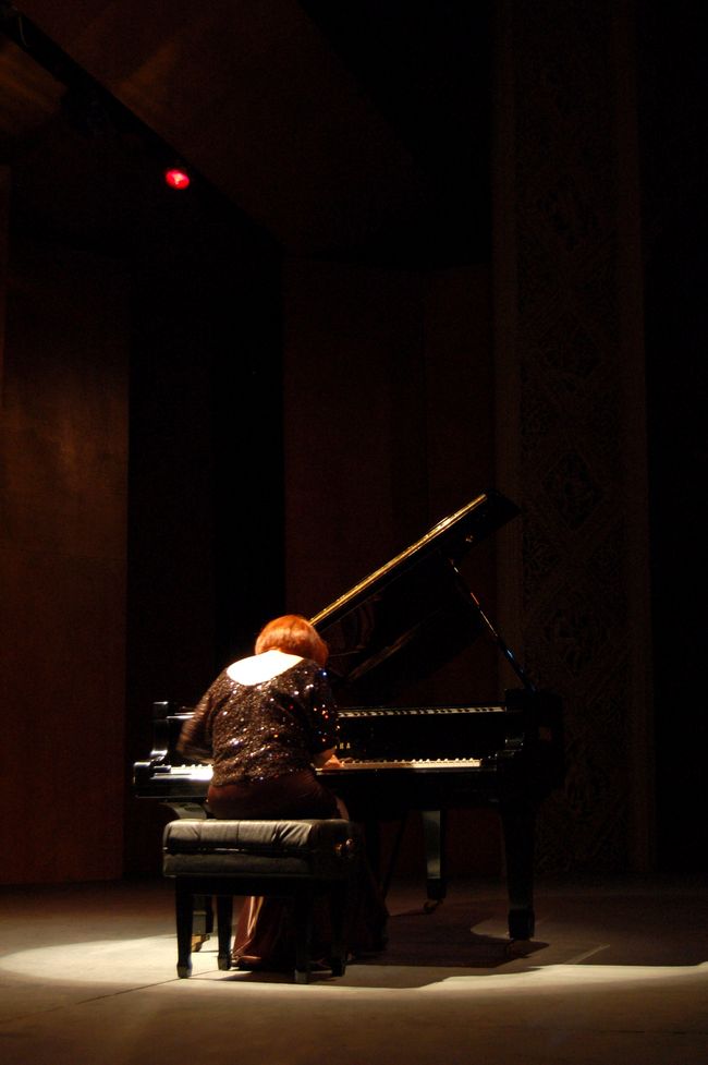 De varias partes. En esta ocasión el festival presentará pianistas de Estados Unidos, Rusia, Hungría, Brasil, Corea y Uzbekistán.