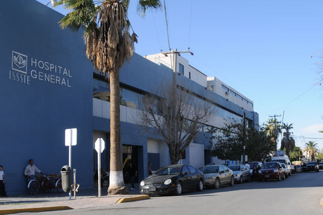 Obsoleto. El actual hospital del ISSSTE en Torreón ya cumplió 50 años de funcionamiento y es insuficiente para la demanda de derechohabientes.