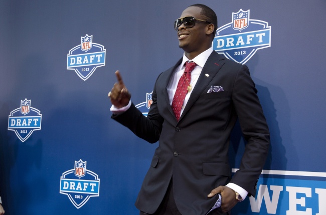 Geno Smith estaba prospectado como el mejor en su posición para ser elegido en la primera ronda, sin embargo no fue así. (AP)
