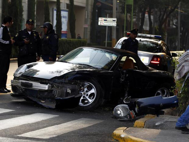 Laura Rodríguez fue atropellada este jueves por la mañana por un par de mujeres que conducían un Porsche en estado de ebriedad en la colonia Roma; alardearon tener influencias en la SSP-DF para no ser detenidas.