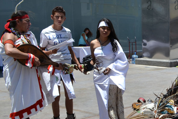 Tradiciones. Cada una de las tradiciones prehispánicas que se celebran en este grupo son transmitidas de generación en generación.