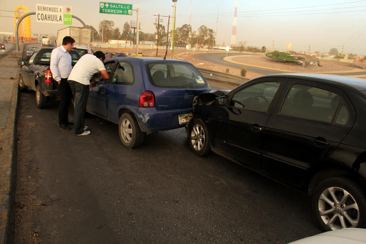 Choque Múltiple En Puente Solidaridad El Siglo De Torreón 6220